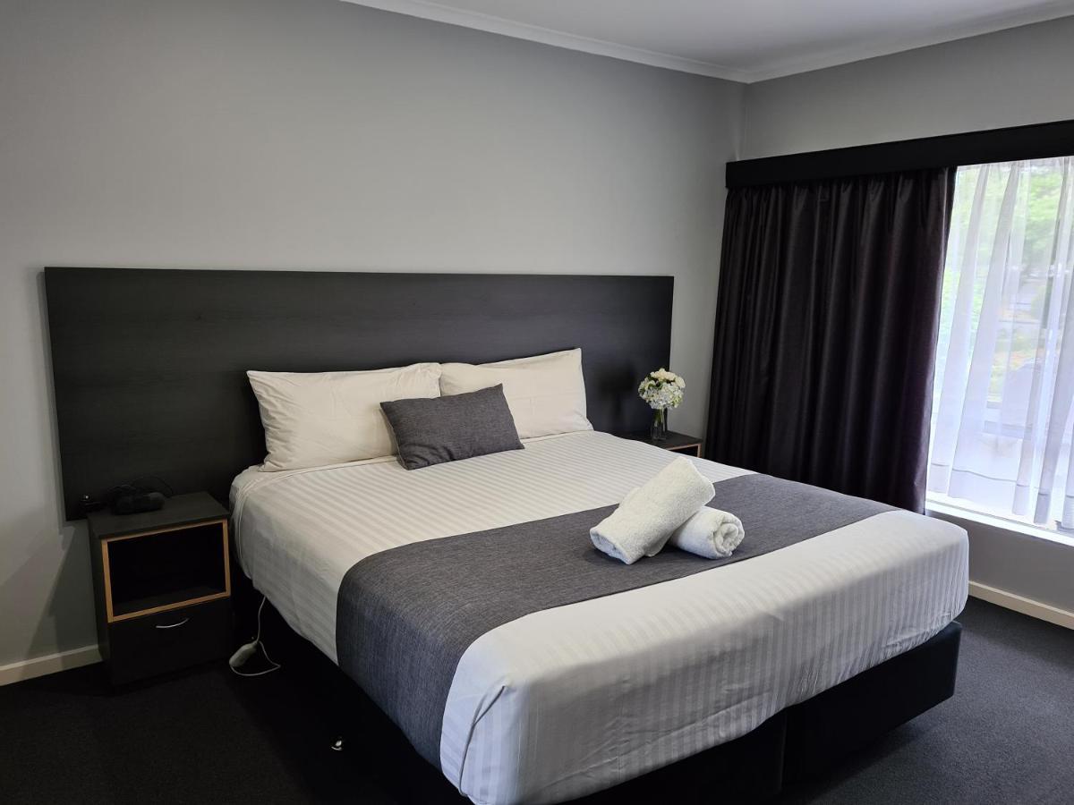 Beachway Motel Ulverstone Exteriör bild