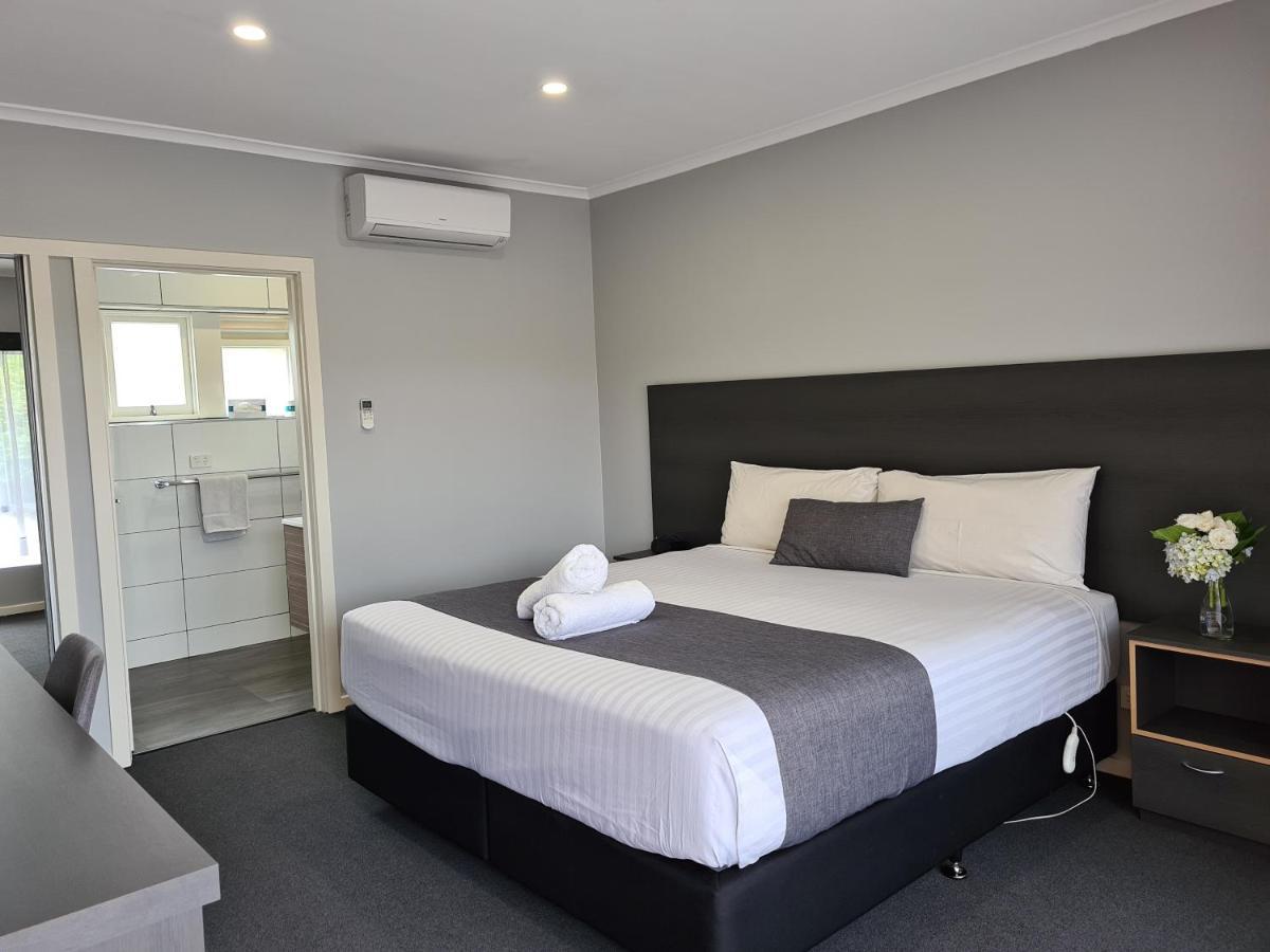 Beachway Motel Ulverstone Exteriör bild