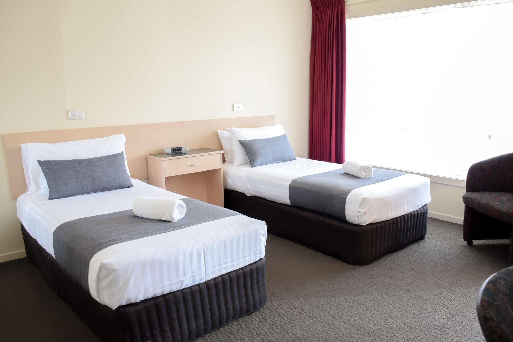 Beachway Motel Ulverstone Exteriör bild